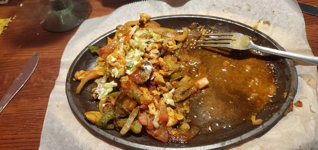 El Agave Mexican Restaurant | restaurant | 62 Downtown Plaza, Fairmont, MN 56031, USA | 5072358835 OR +1 507-235-8835