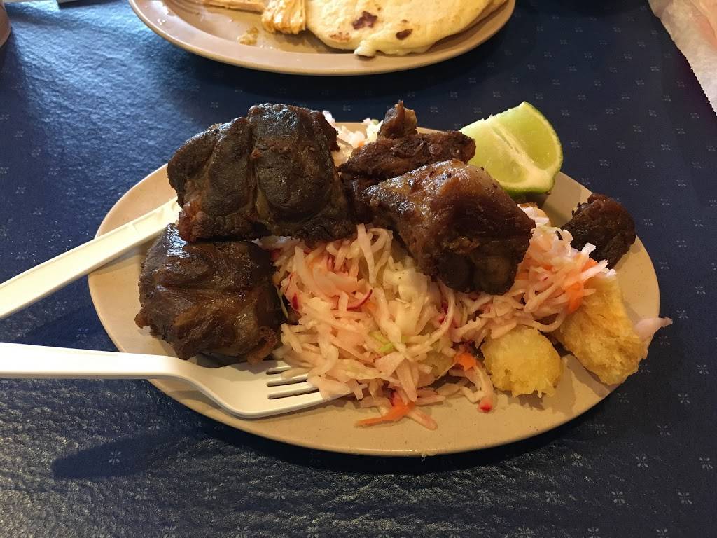 Pupuseria Dona Azucena | restaurant | 71 N Glebe Rd, Arlington, VA 22203, USA | 7032480332 OR +1 703-248-0332