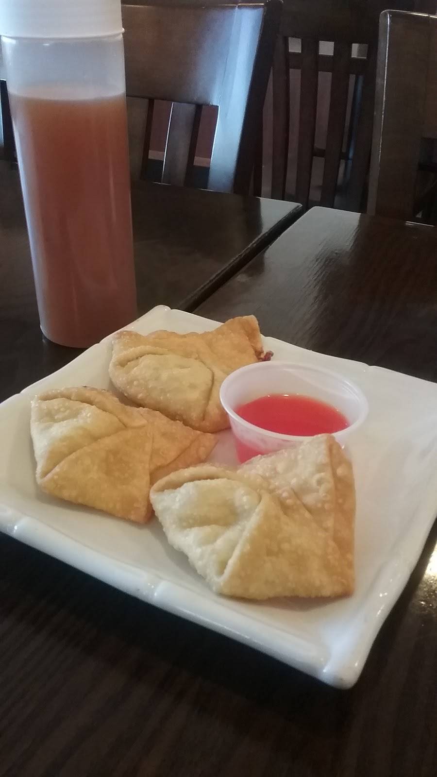 Ming Shee Restaurant | restaurant | 3510 N University St A, Peoria, IL 61604, USA | 3096880418 OR +1 309-688-0418