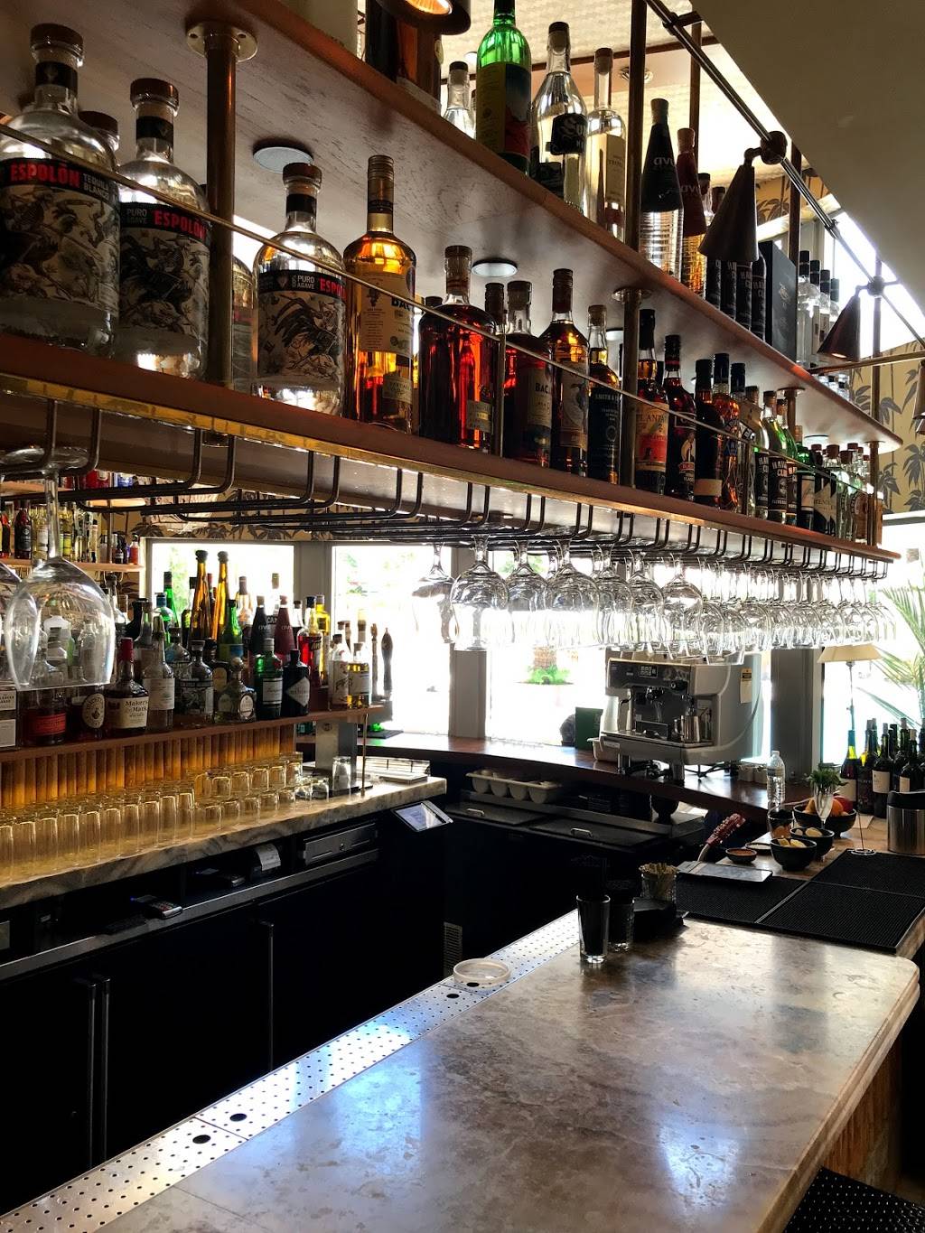 The Plymouth Grill | restaurant | 334 21st St, Miami Beach, FL 33139, USA | 3058000104 OR +1 305-800-0104