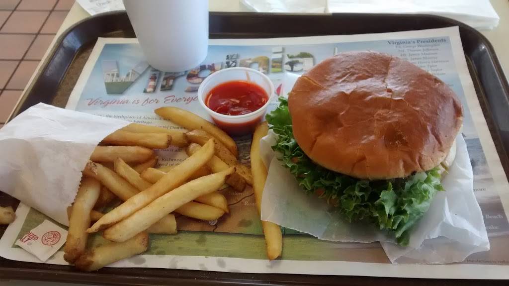 What-a-burger | restaurant | 2350 W Washington St, Petersburg, VA 23803, USA | 8047322046 OR +1 804-732-2046