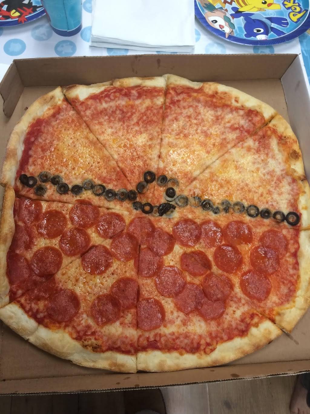 Church Street Pizza | restaurant | 115 Church St NW, Vienna, VA 22180, USA | 7039381155 OR +1 703-938-1155