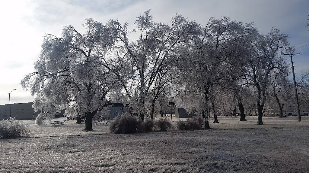 Mencl Tavern | restaurant | 200 4th St, Virginia, NE 68458, USA | 4026884286 OR +1 402-688-4286