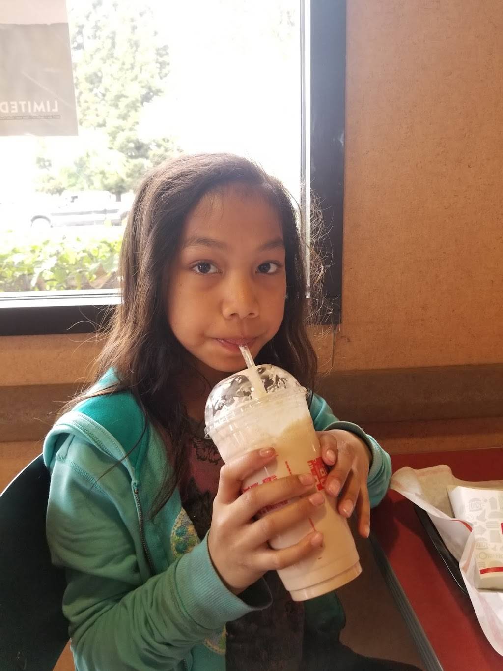 Jack in the Box | restaurant | 2592 W March Ln, Stockton, CA 95207, USA | 2099516424 OR +1 209-951-6424