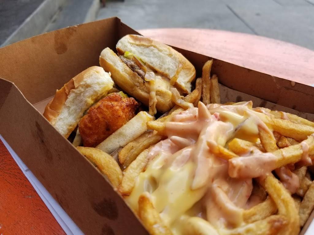 Twins Sliders | restaurant | 5940 Sunset Blvd, Los Angeles, CA 90028, USA | 3239606902 OR +1 323-960-6902