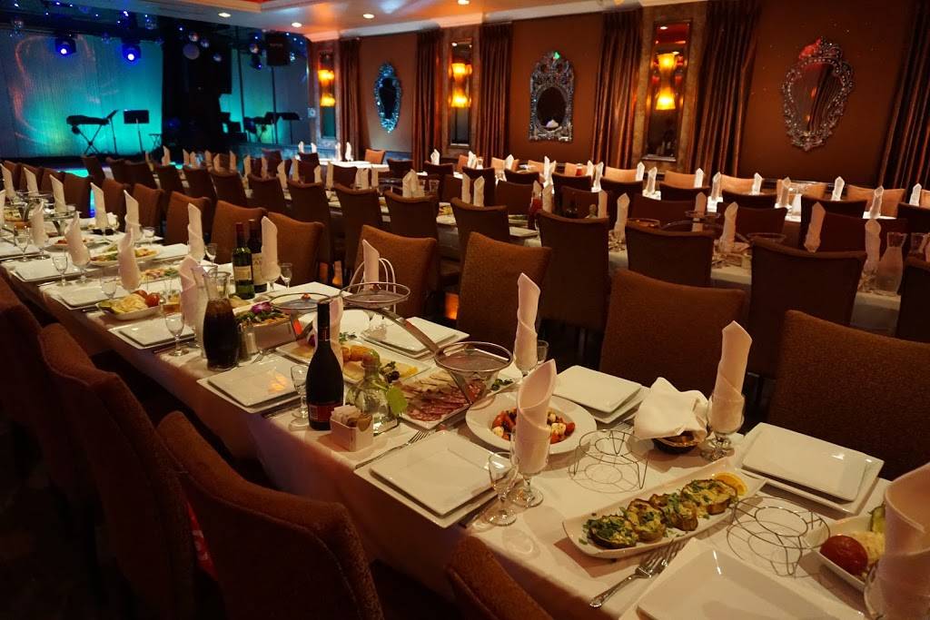 Maxim Restaurant & Banquet Hall | restaurant | 531 N Fairfax Ave, Los Angeles, CA 90036, USA | 3236537820 OR +1 323-653-7820