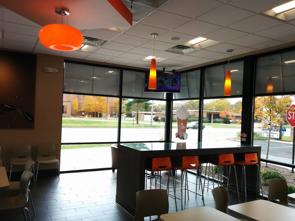 Dunkin | cafe | 1500 Larkin Ave, Elgin, IL 60123, USA | 2242383723 OR +1 224-238-3723