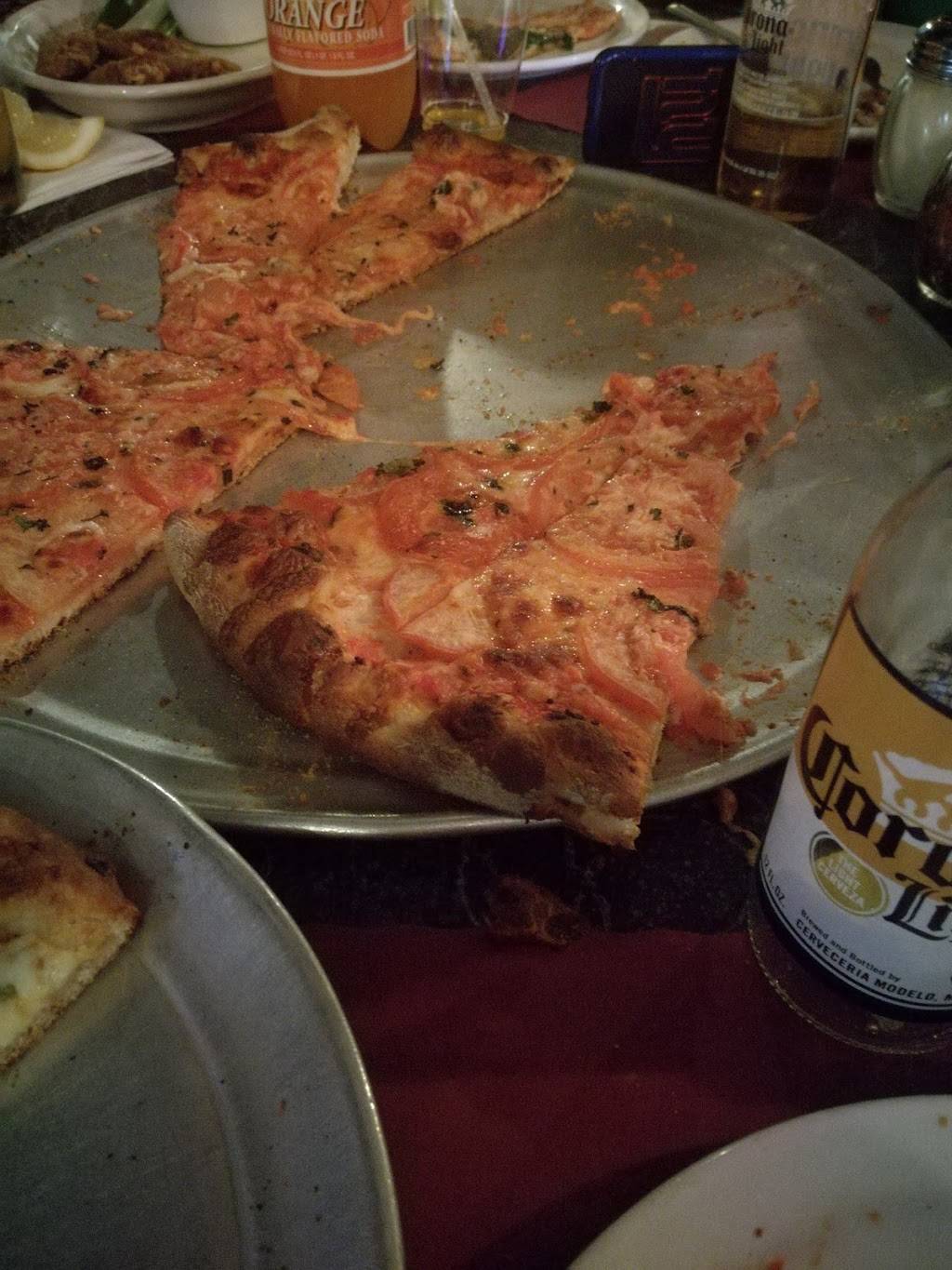 Mikes Apizza & Restaurant | restaurant | 111 Campbell Ave, West Haven, CT 06516, USA | 2039344933 OR +1 203-934-4933