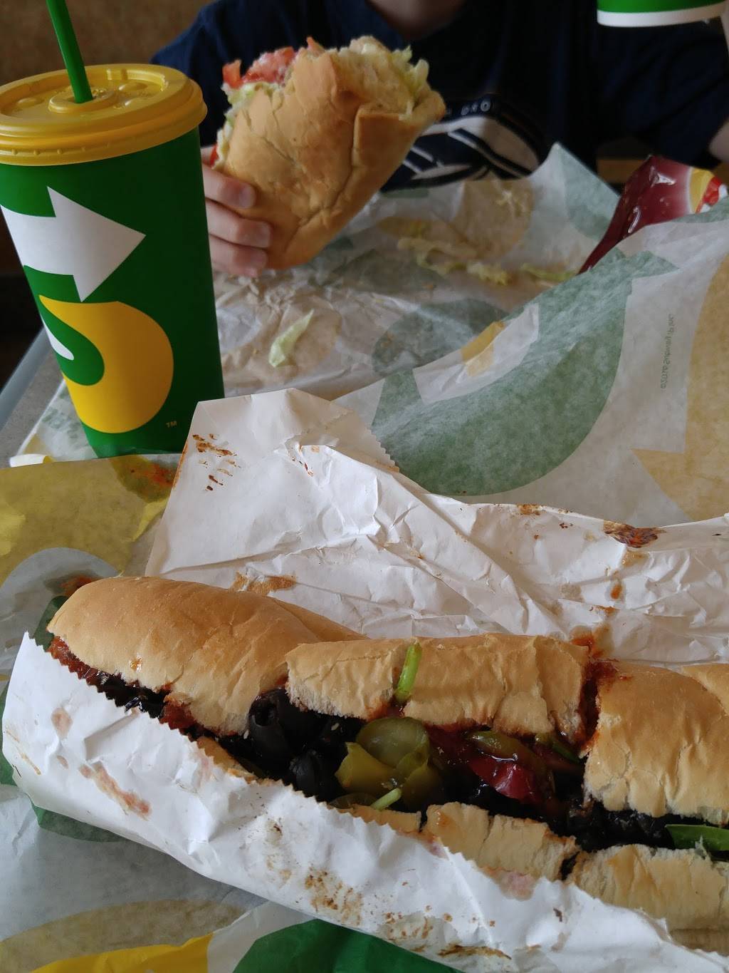 Restaurant SUBWAY | restaurant | 569 Rue Dufferin, Granby, QC J2H 0Y5, Canada | 4503603909 OR +1 450-360-3909