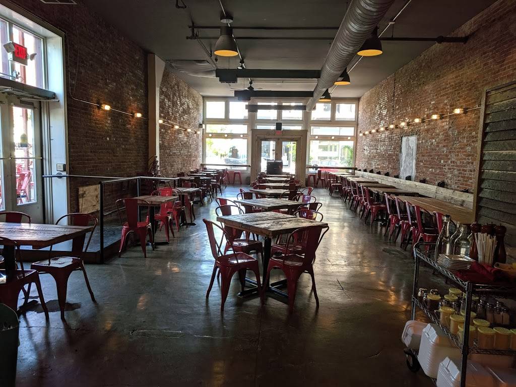 Il Lazzarone Pizza | restaurant | 412 Delaware St A, Kansas City, MO 64105, USA | 8165413695 OR +1 816-541-3695