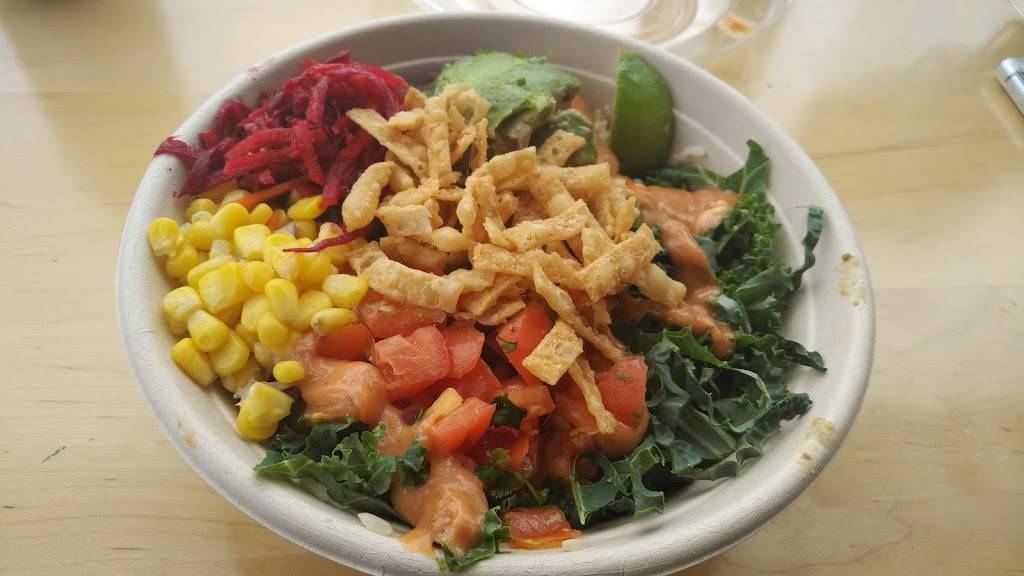 Freshii | restaurant | 84 Clair Rd E #1, Guelph, ON N1L 0G6, Canada | 2263141561 OR +1 226-314-1561