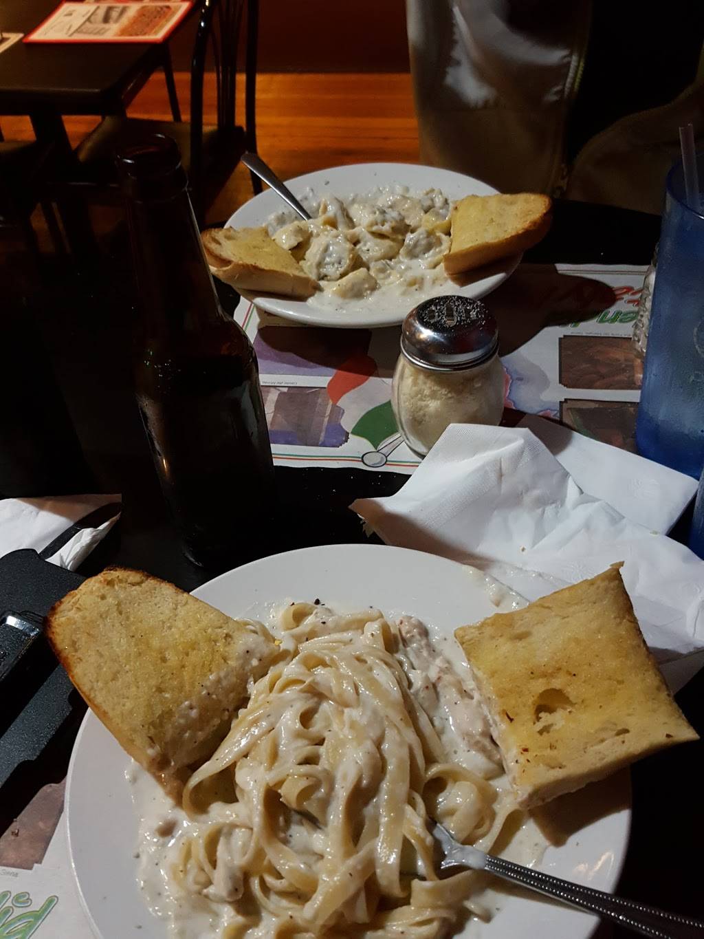 Giannis Pizza & Italian Ristorante | restaurant | Hillsboro, IL 62049, USA | 2175327888 OR +1 217-532-7888