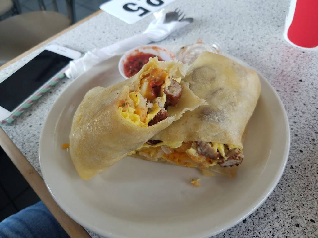 Lauras Diner | restaurant | 27125 Sierra Hwy, Santa Clarita, CA 91351, USA | 6614308080 OR +1 661-430-8080