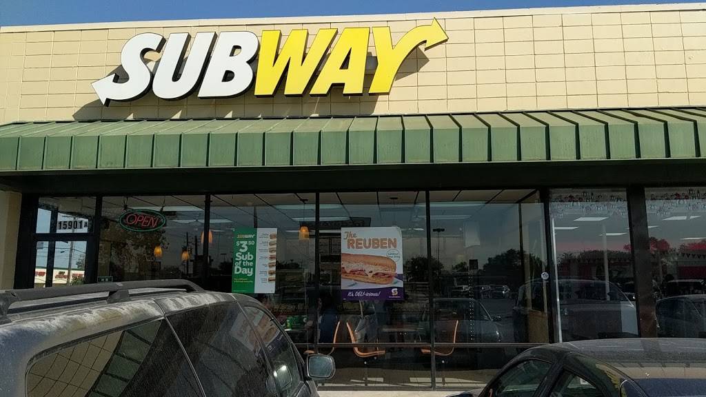 Subway Restaurants | restaurant | 15901 S Post Oak Unit A Ridge Fair Shopping Center, Houston, TX 77053, USA | 2818355209 OR +1 281-835-5209