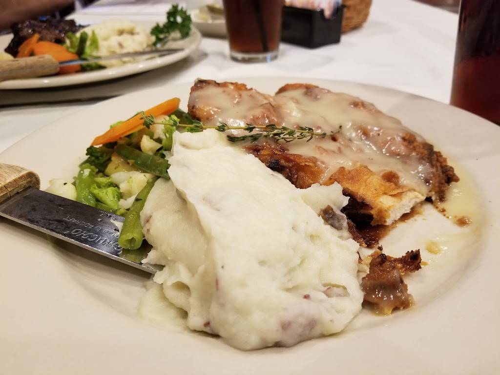 Fox and Hound Wood Grille and Tavern | restaurant | 123 Sea St, Quincy, MA 02169, USA | 6174714030 OR +1 617-471-4030