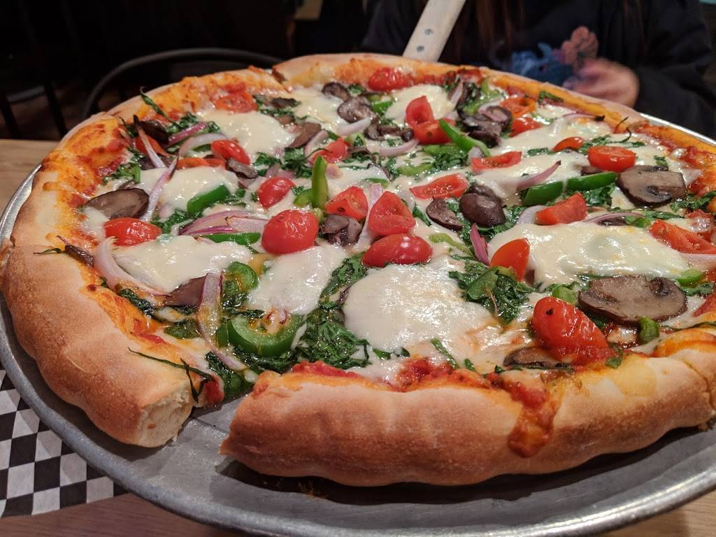 Del Ray Pizzeria | restaurant | 2218 Mt Vernon Ave, Alexandria, VA 22301, USA | 7035492999 OR +1 703-549-2999