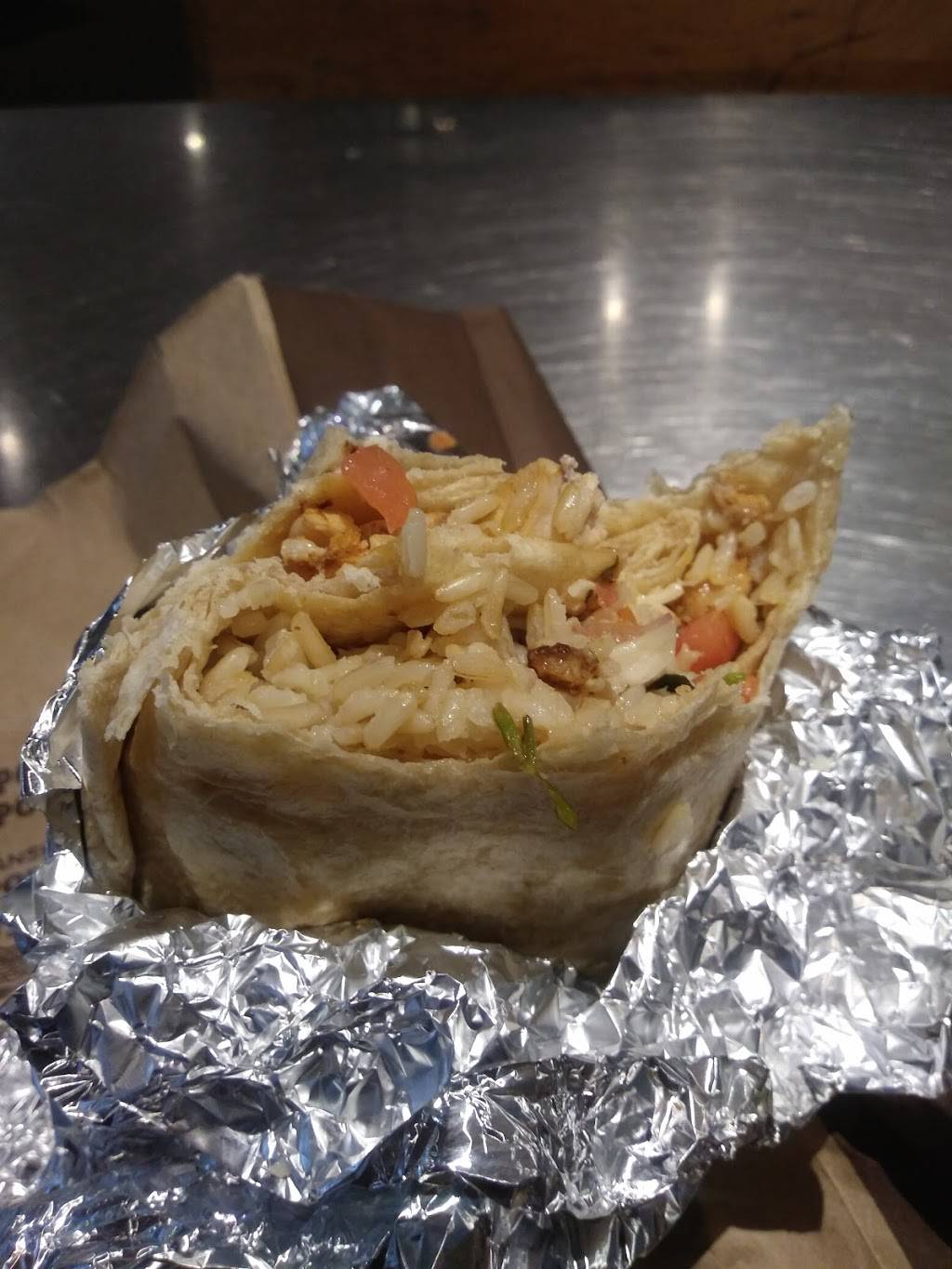 Chipotle Mexican Grill | restaurant | 600 E Pratt St #101, Baltimore, MD 21202, USA | 6674010794 OR +1 667-401-0794