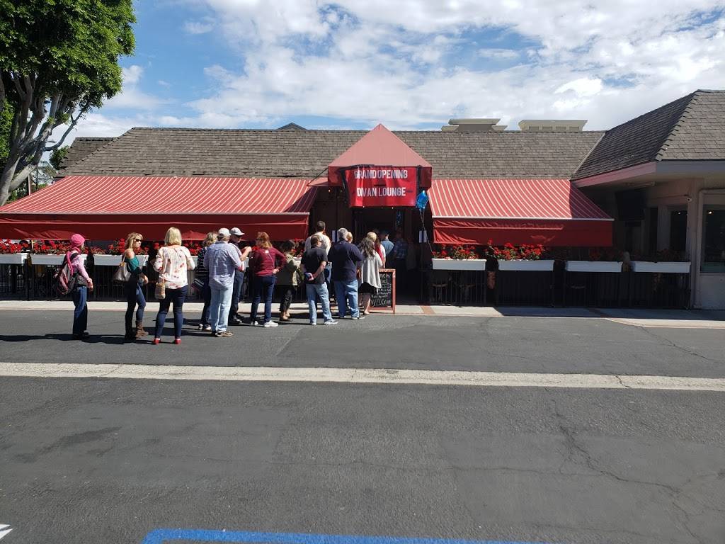 Divan Mediterranean Grill and Hookah Lounge | restaurant | 303 El Camino Real, Tustin, CA 92780, USA | 7144858242 OR +1 714-485-8242