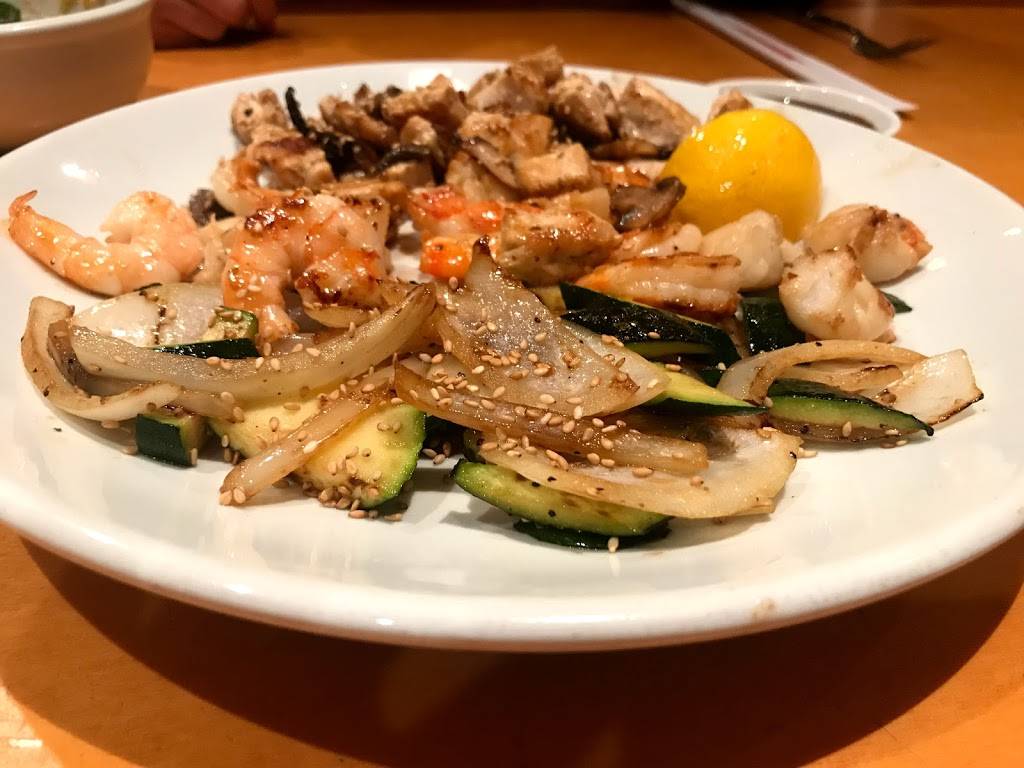 Benihana | restaurant | 755 Raintree Dr #100, Carlsbad, CA 92011, USA | 7609298311 OR +1 760-929-8311