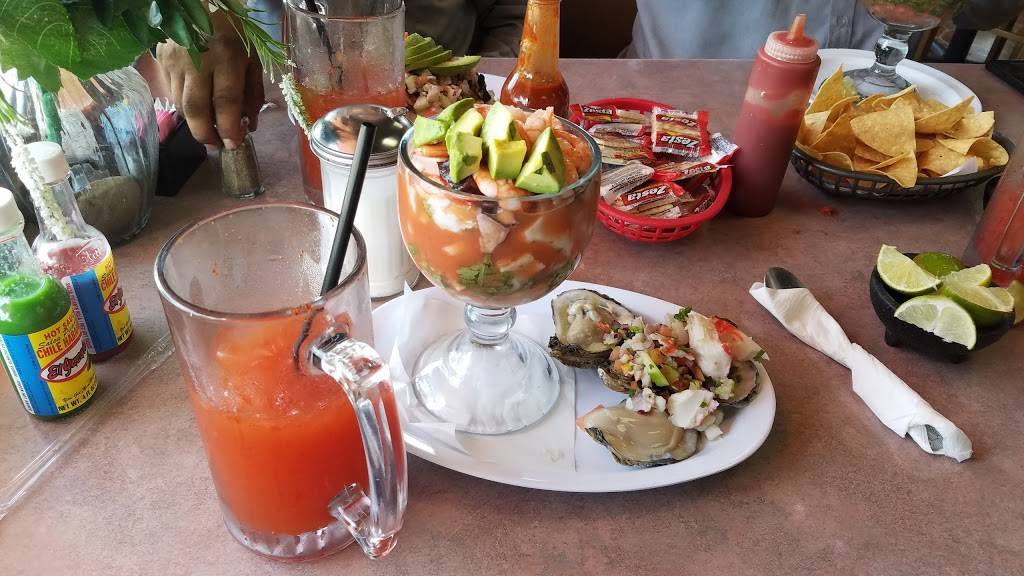 Mariscos King Fish | restaurant | 1324 W Francisquito Ave, West Covina, CA 91790, USA | 6269176496 OR +1 626-917-6496
