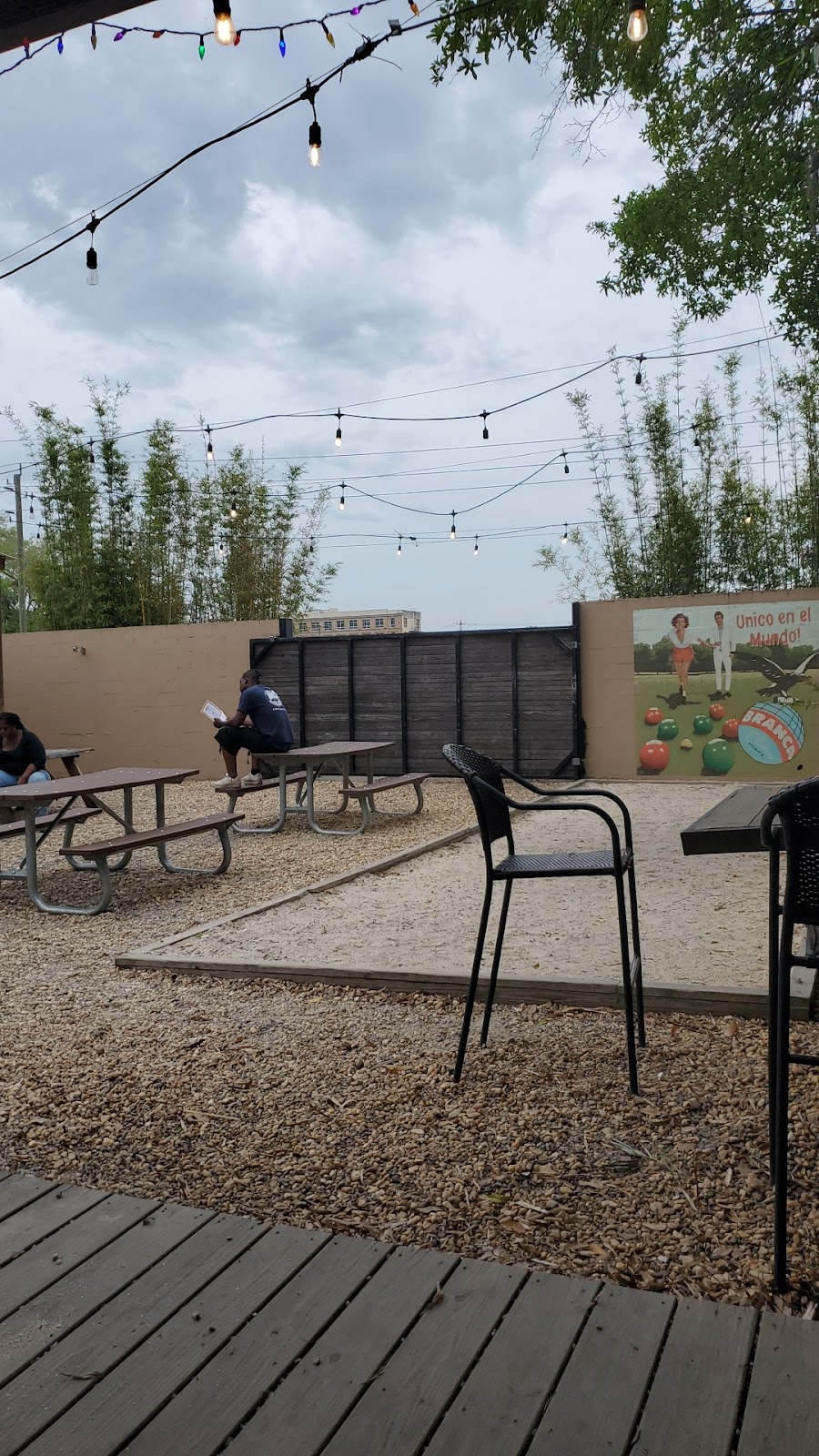 Swine & Sons | restaurant | 200 N Myrtle Ave, Sanford, FL 32771, USA | 3213634647 OR +1 321-363-4647