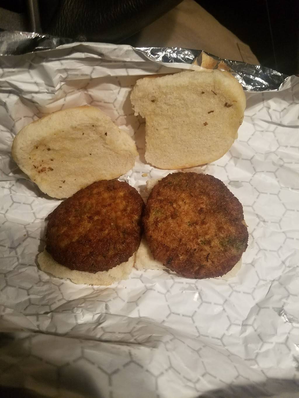 Sheetz #423 | cafe | 3998 E Market St, York, PA 17402, USA | 7178403838 OR +1 717-840-3838