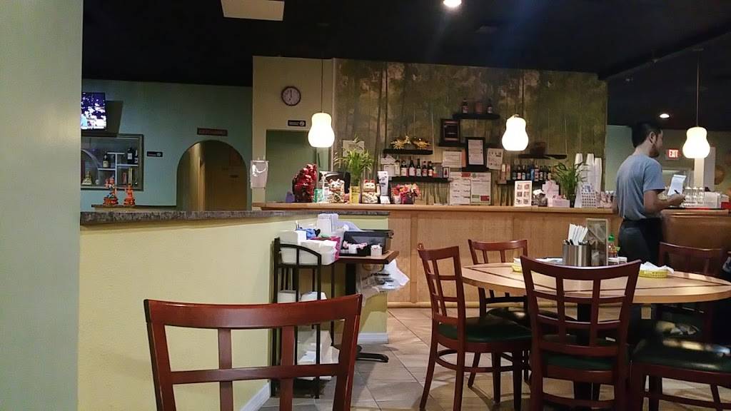 Saigon Bay Vietnamese Restaurant | restaurant | 2373 E Fowler Ave, Tampa, FL 33612, USA | 8139710854 OR +1 813-971-0854