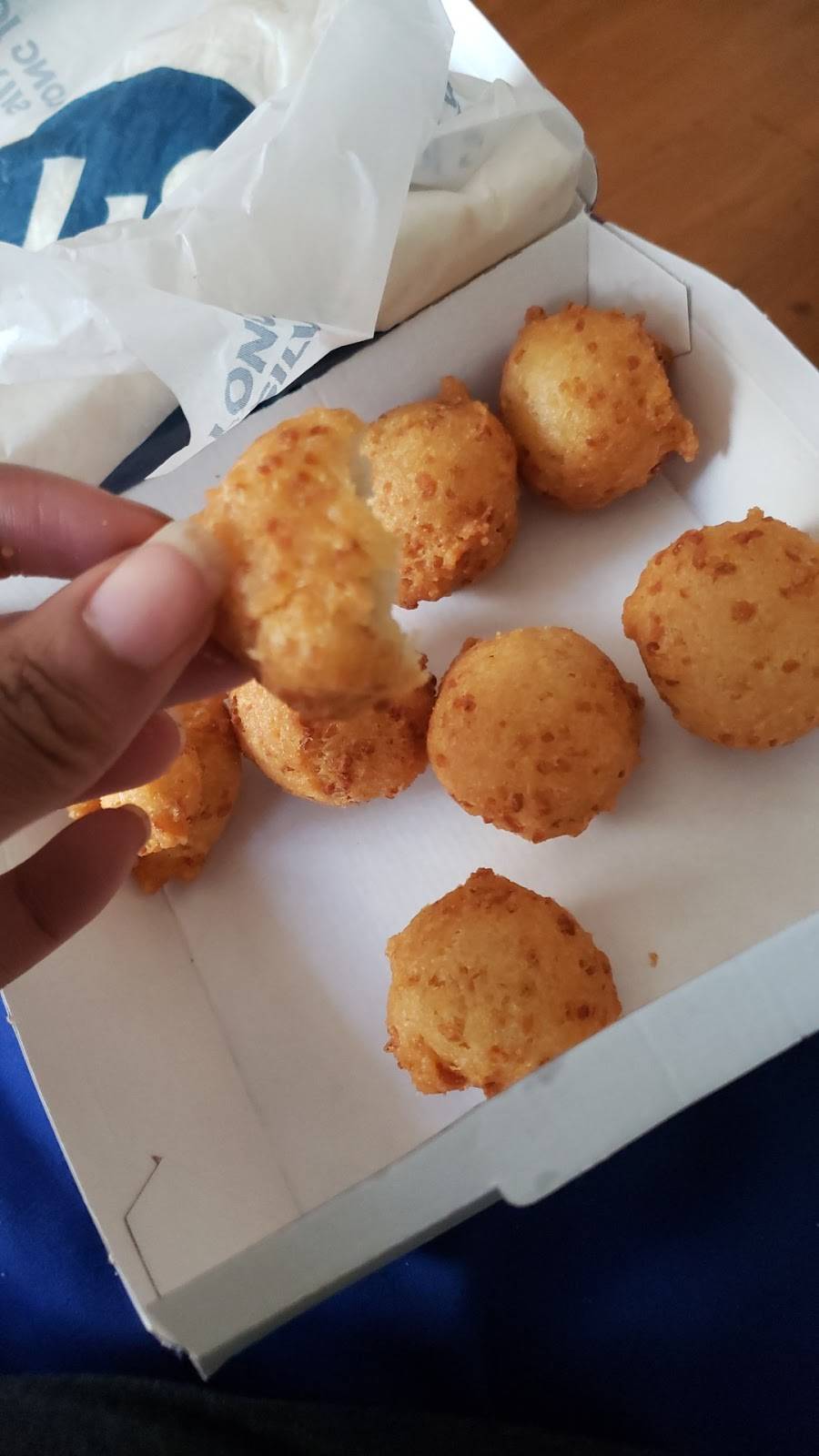 Long John Silvers | restaurant | 3267 Hampton Ave, St. Louis, MO 63139, USA | 3147818808 OR +1 314-781-8808