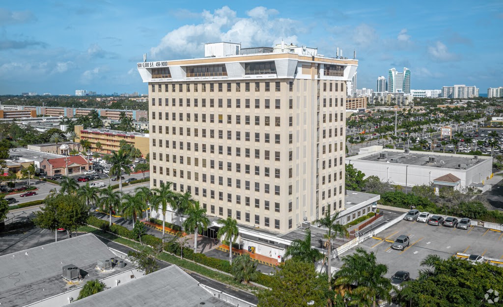 Office Space Available in Hollywood, Florida | restaurant | Hollywood, FL 33020, USA | 3054691497 OR +1 305-469-1497