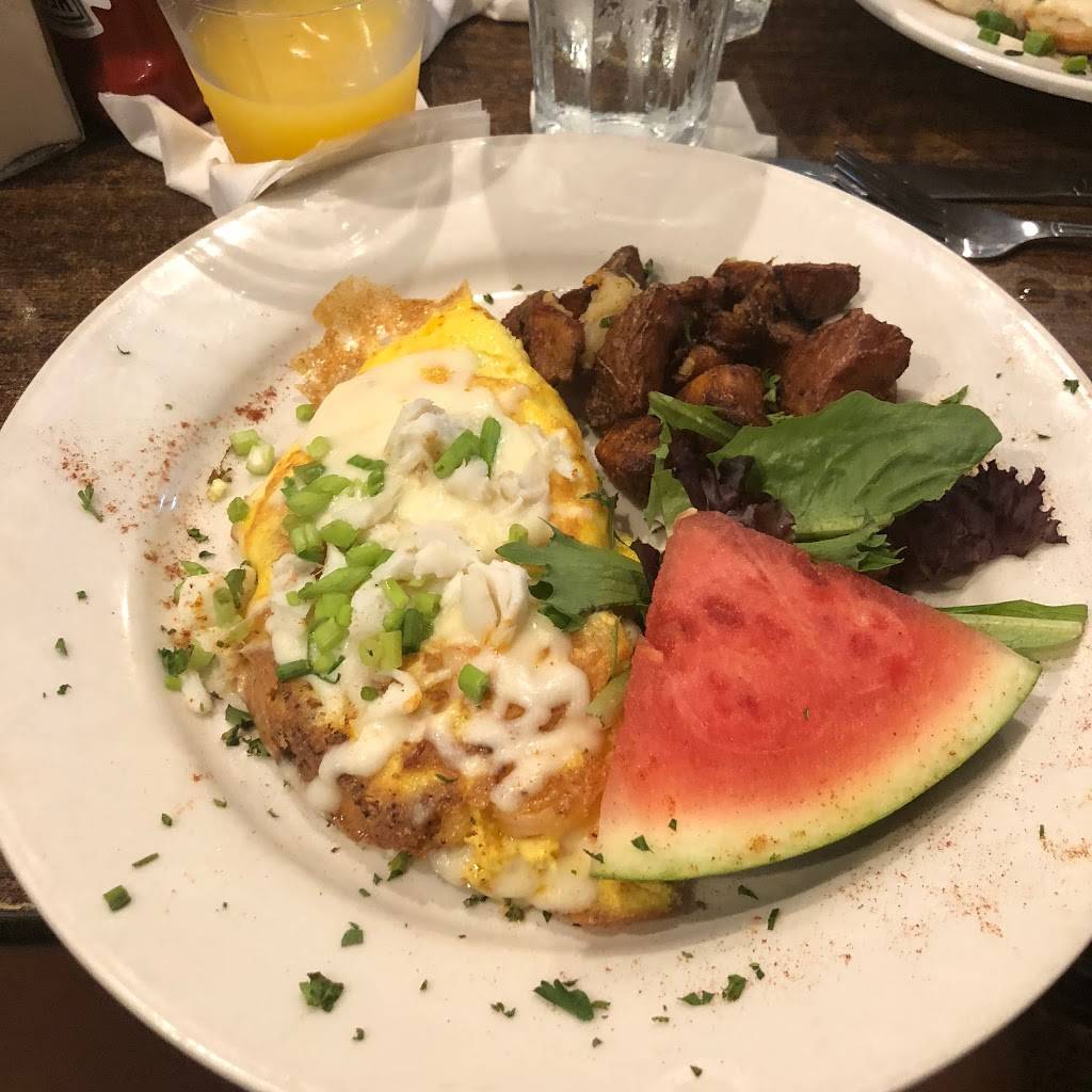 Katies | restaurant | 3701 Iberville St, New Orleans, LA 70119, USA | 5044886582 OR +1 504-488-6582