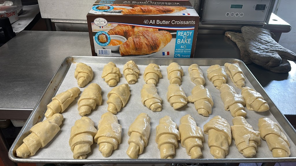 ISB Barakah Cafe Halal | restaurant | 6631 Johnnycake Rd, Windsor Mill, MD 21244, USA | 4107475425 OR +1 410-747-5425