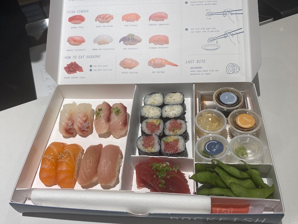 Rockfish Sushi Bar | restaurant | 285 Nicoll St, Market, New Haven, CT 06511, USA | 2038915325 OR +1 203-891-5325