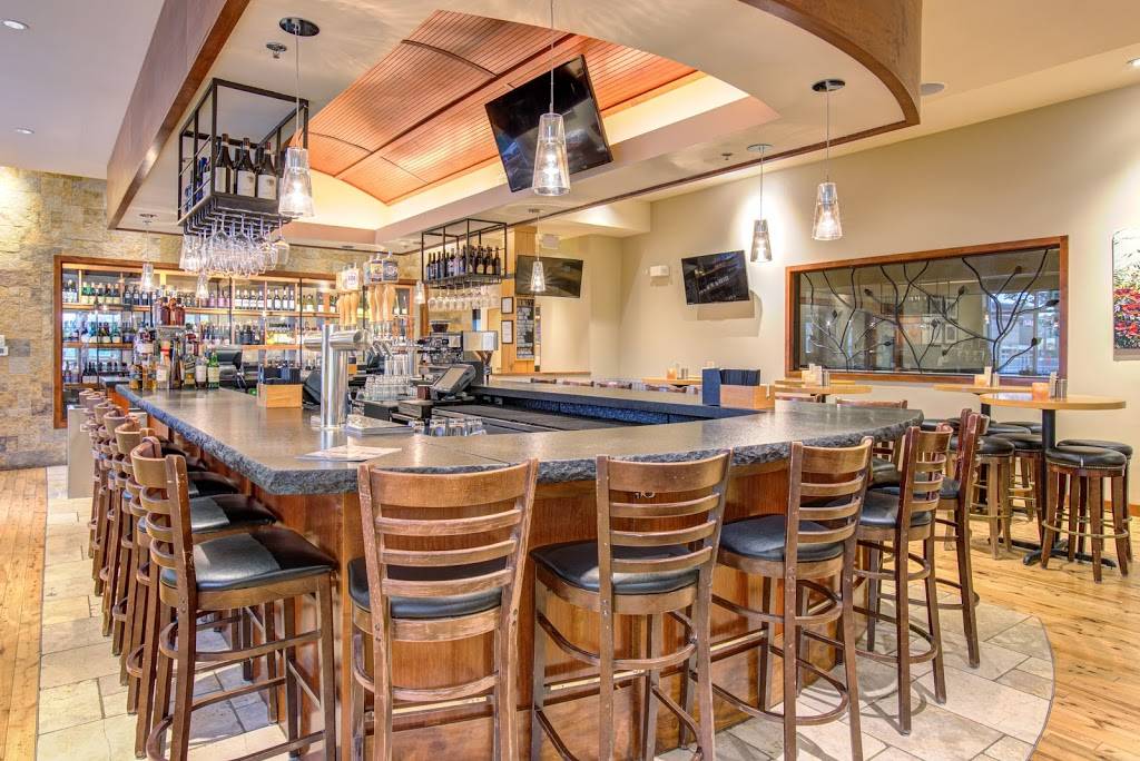 Pinstripes | restaurant | 13500 Nall Ave, Overland Park, KS 66223, USA | 9136812255 OR +1 913-681-2255