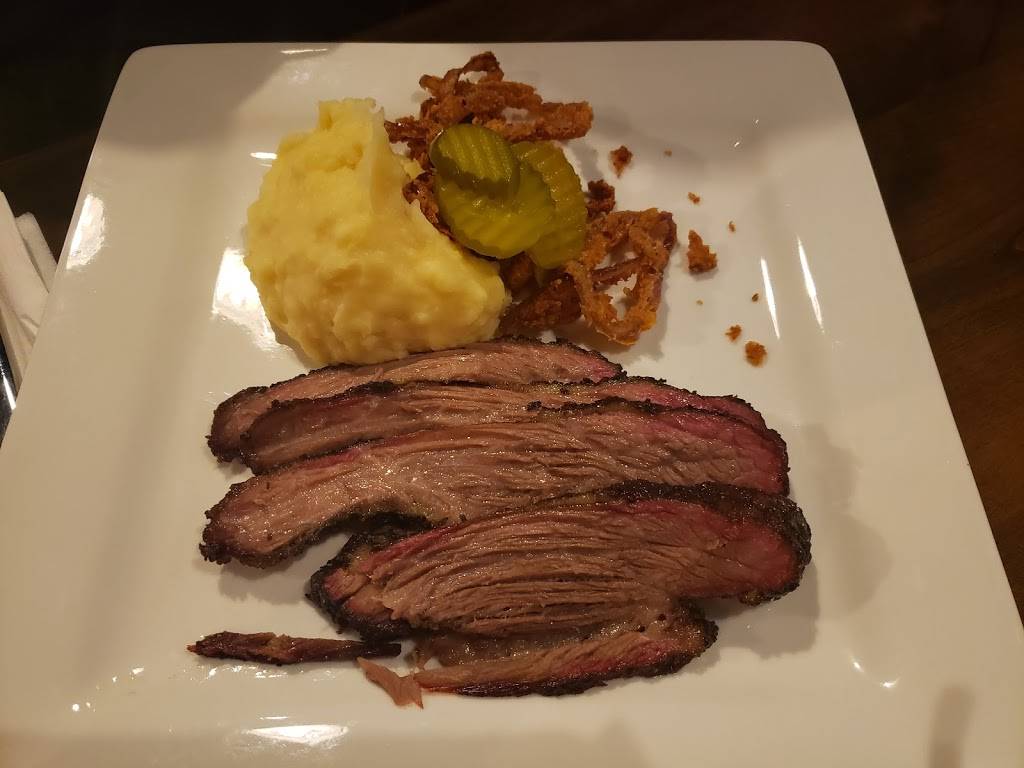 Blackdog Bar & Grill | restaurant | 2835 19th Ave, Forest Grove, OR 97116, USA | 5033525976 OR +1 503-352-5976