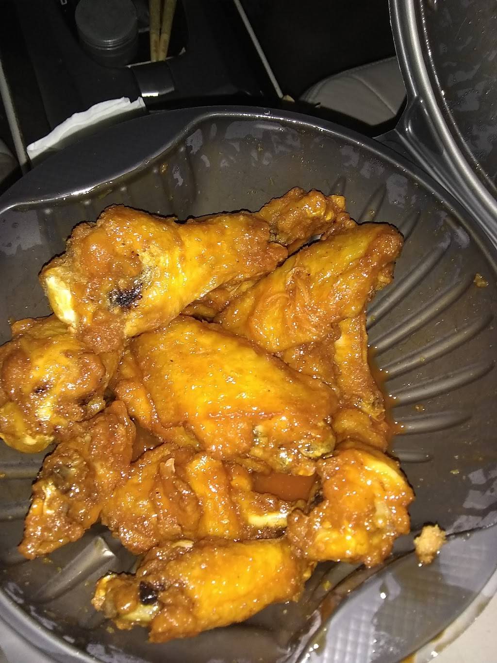 Pizza Hut | restaurant | 4787 Vistawood Suite 110, Dallas, TX 75232, USA | 2143750005 OR +1 214-375-0005