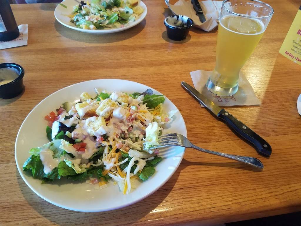 Applebees Grill + Bar | restaurant | 1675 E Riverside Blvd, Rockford, IL 61114, USA | 8156548339 OR +1 815-654-8339