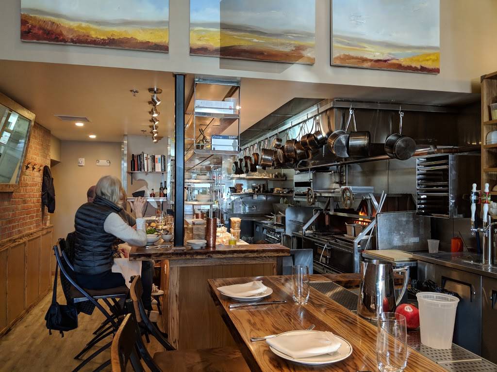 The Brass Rabbit | restaurant | 109 Plaza St, Healdsburg, CA 95448, USA | 7074738580 OR +1 707-473-8580