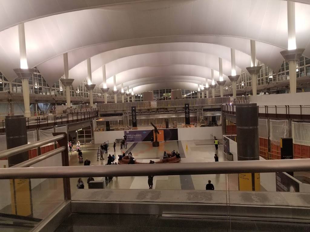 Denver International Airport B&C Concourse | restaurant | Arrivals – Terminal W, Denver, CO 80249, USA | 3033422000 OR +1 303-342-2000