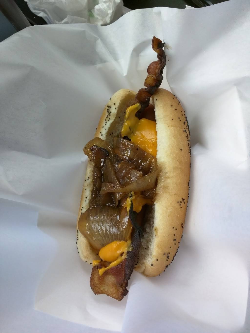 Scooters | meal takeaway | 12610 Rockland Rd, Lake Bluff, IL 60044, USA | 8472957797 OR +1 847-295-7797