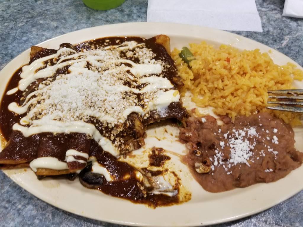 Little Machinsito | restaurant | 2917 Whittier Blvd, Los Angeles, CA 90023, USA | 3236229982 OR +1 323-622-9982