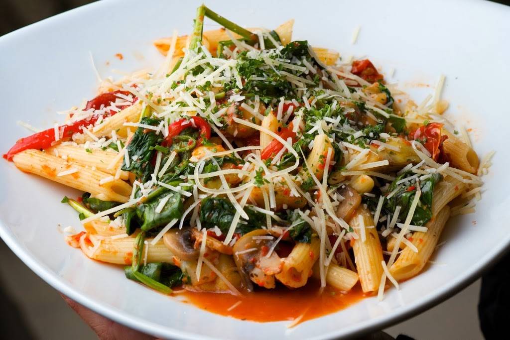 Caps On the Water | restaurant | 4325 Myrtle St, St. Augustine, FL 32084, USA | 9048248794 OR +1 904-824-8794