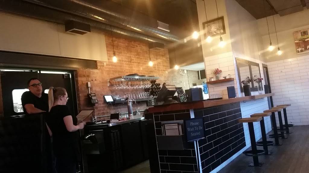 Louies | restaurant | 102 S Main St, Horseheads, NY 14845, USA | 6077394555 OR +1 607-739-4555