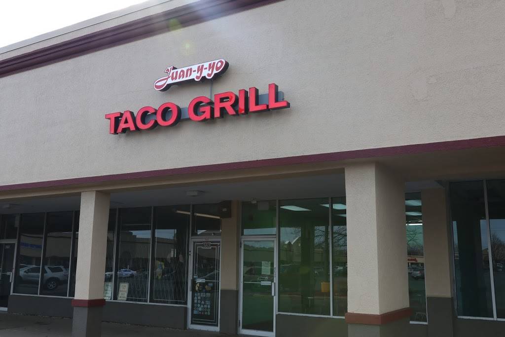 Juan y Yo Taco Grill | restaurant | 364 Georgetown Square, Wood Dale, IL 60191, USA | 6309562462 OR +1 630-956-2462