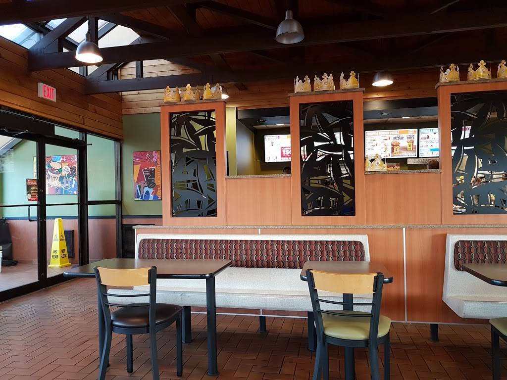 Burger King | restaurant | 930 Pembroke St E, Pembroke, ON K8A 3M3, Canada | 6137350004 OR +1 613-735-0004
