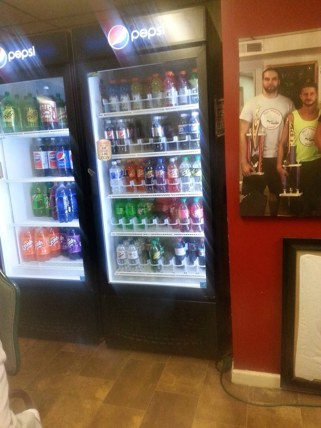 Your Pizza Shop | restaurant | 152 Front Ave SW, New Philadelphia, OH 44663, USA | 3303394888 OR +1 330-339-4888