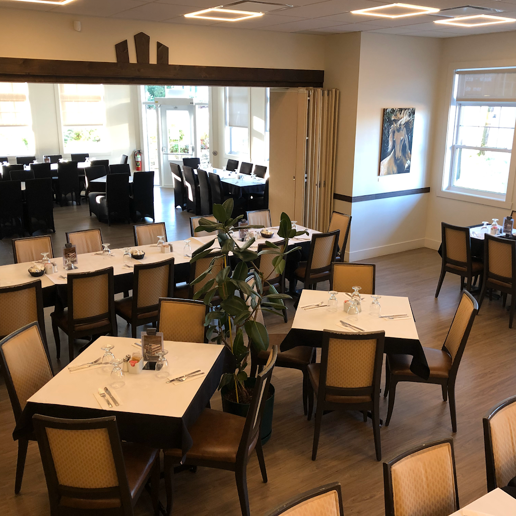 Restaurant Au Petit Palace | restaurant | 204 Rue Masson, Sainte-Thècle, QC G0X 3G0, Canada | 4182892939 OR +1 418-289-2939