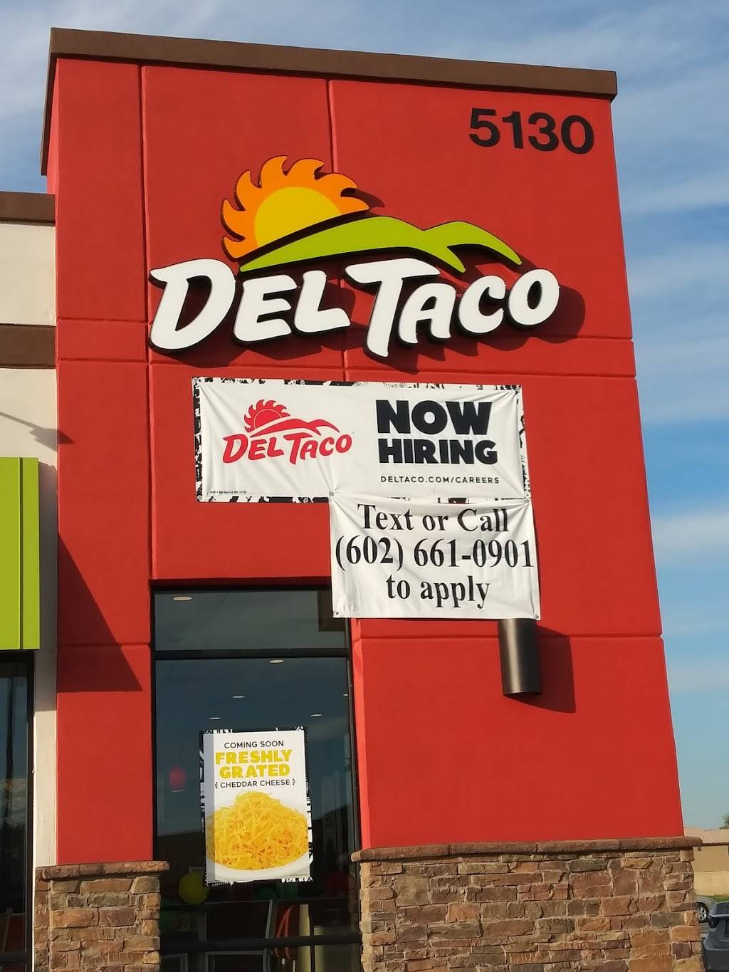 Del Taco | meal takeaway | 5130 W Bell Rd, Glendale, AZ 85308, USA | 6237727790 OR +1 623-772-7790