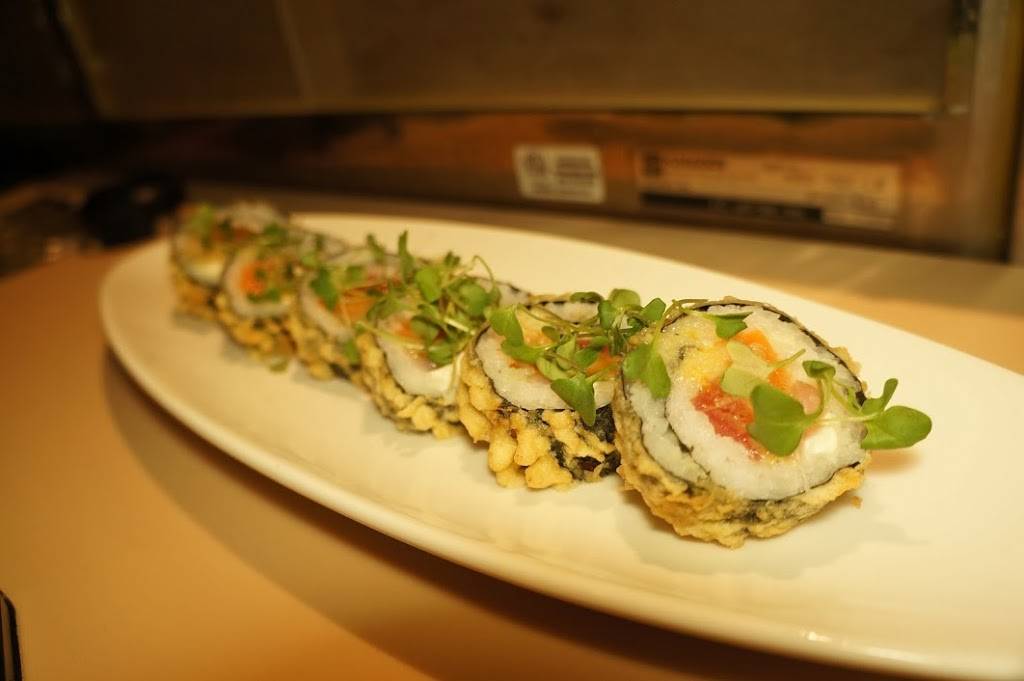 Thousand Wok Asian Bistro & Sushi Bar | restaurant | 450 N Moorpark Rd, Thousand Oaks, CA 91360, USA | 8054947788 OR +1 805-494-7788