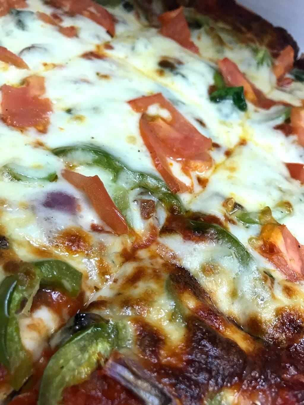 Chelys Pizza | restaurant | 2235 S Laramie Ave, Cicero, IL 60804, USA | 7087807330 OR +1 708-780-7330