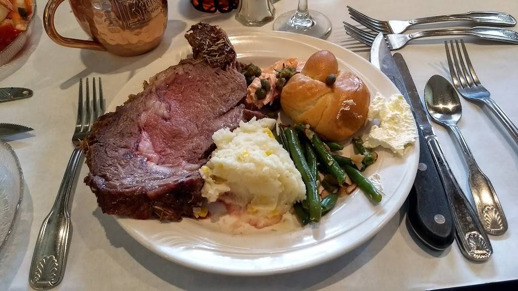 Ginos Steakhouse | restaurant | 600 E Lincoln Hwy, Merrillville, IN 46410, USA | 2197694466 OR +1 219-769-4466